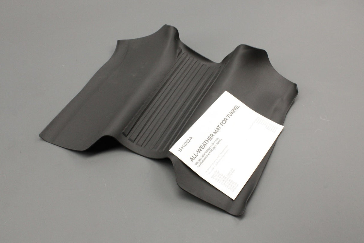 Skoda Kodiaq 2024-on transmission tunnel rubber floor mat 57H061580