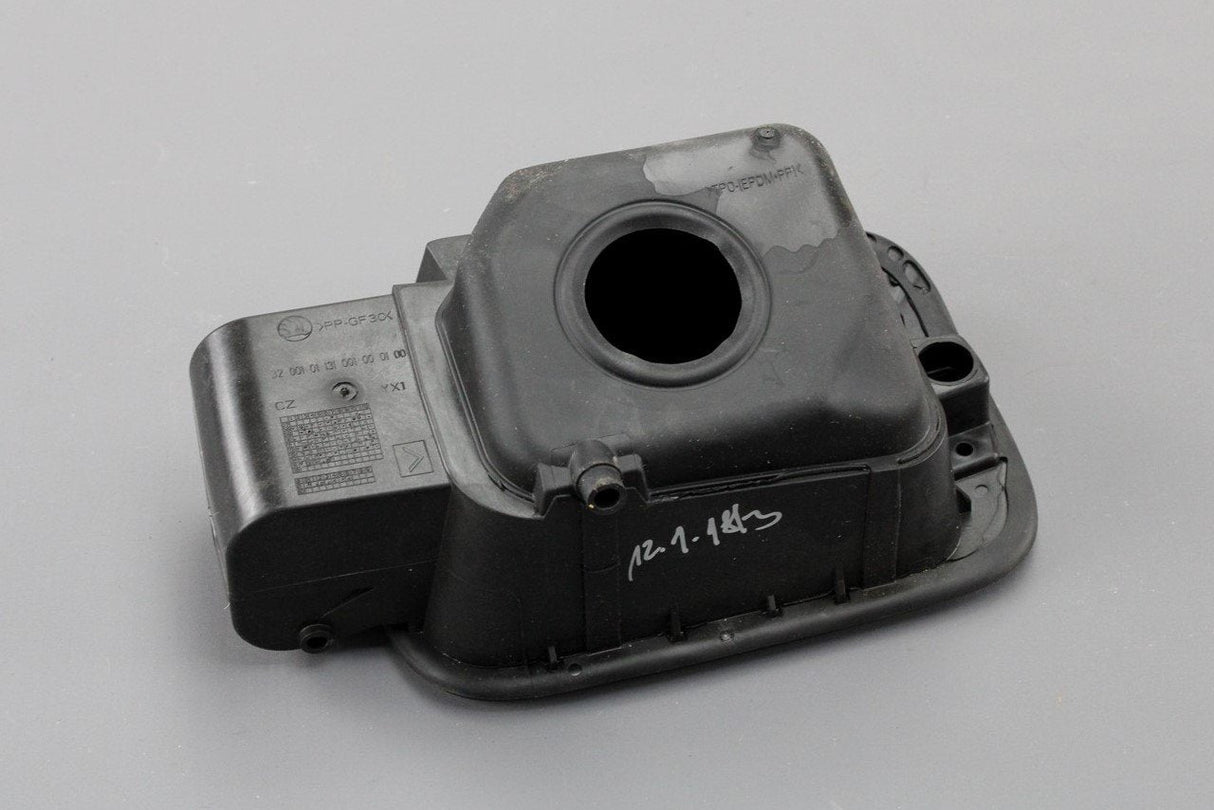 Skoda Superb 3T Saloon 2008-15 fuel tank filler flap 3T5809857B GRU