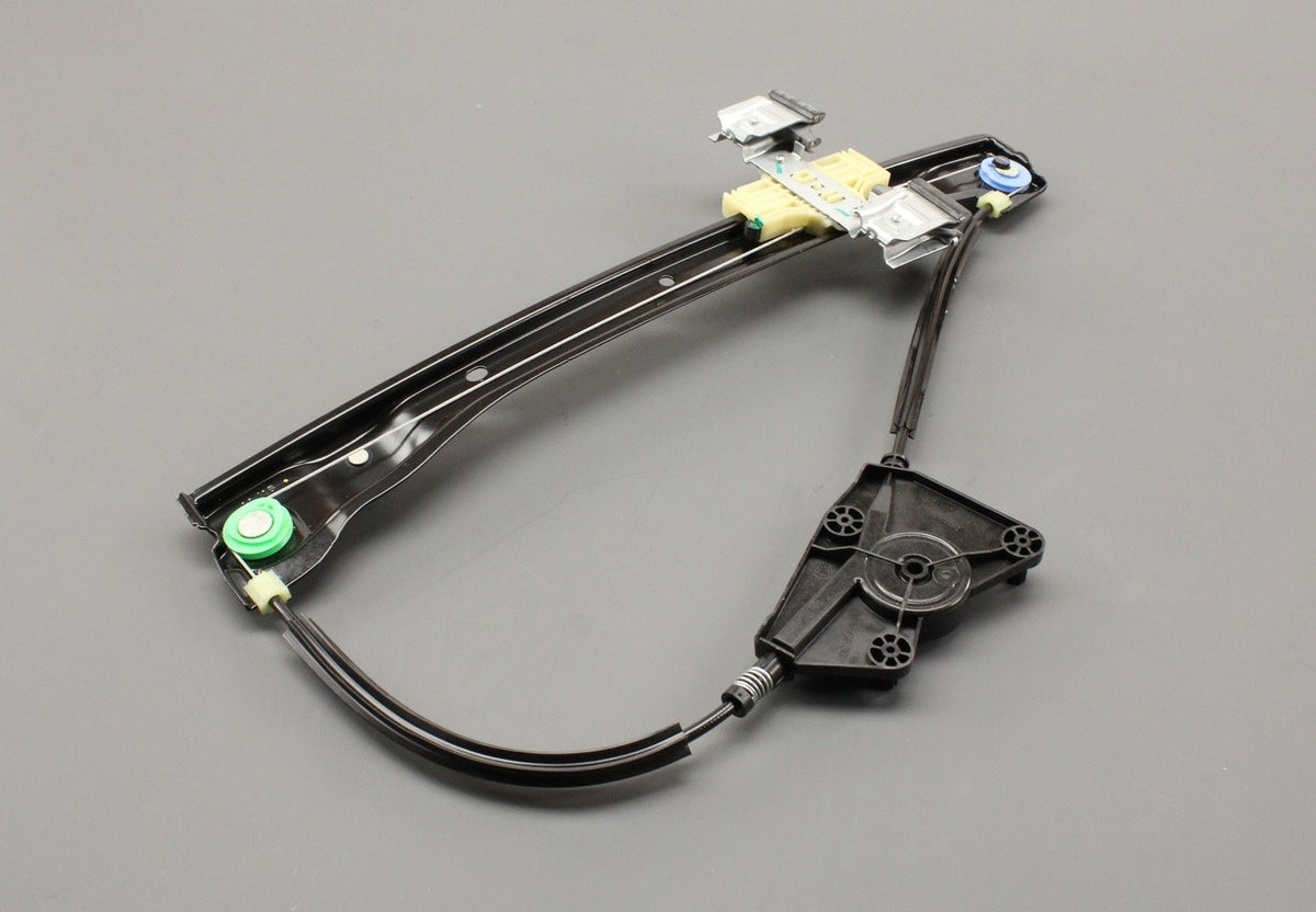 VW Up! Skoda Citigo SEAT Mii 2012-on 2-door window regulator (right) 1S3837462A, view 1