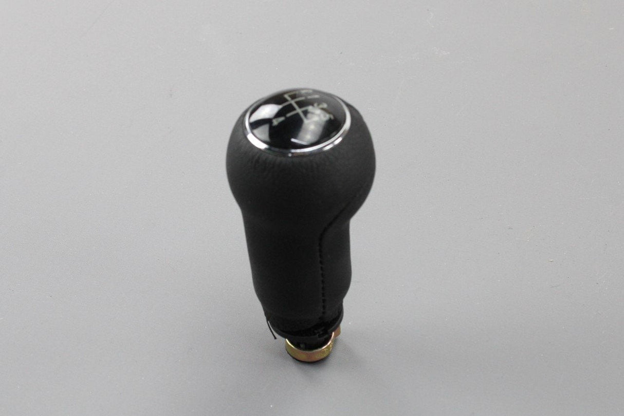 VW Golf MK4 Bora 5-speed gearshift knob (black leather) 1J0711141M E74