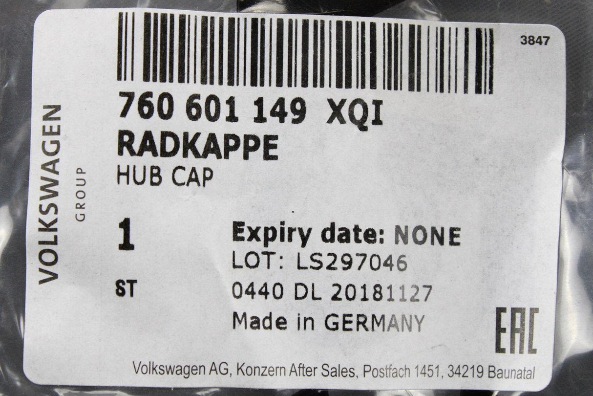 VW Touareg 2018-on alloy wheel centre cap (x1) 760601149 XQI