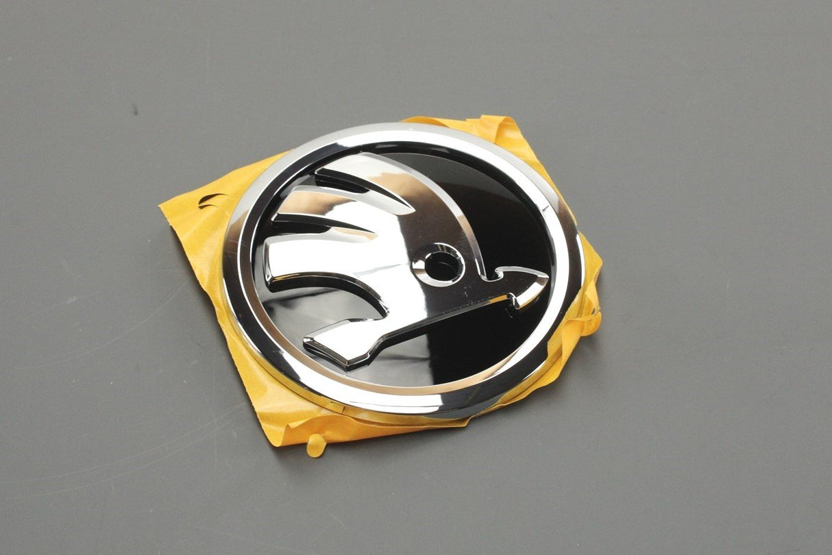 Skoda Karoq 2018-on boot lid emblem badge (rear) 57A853621A