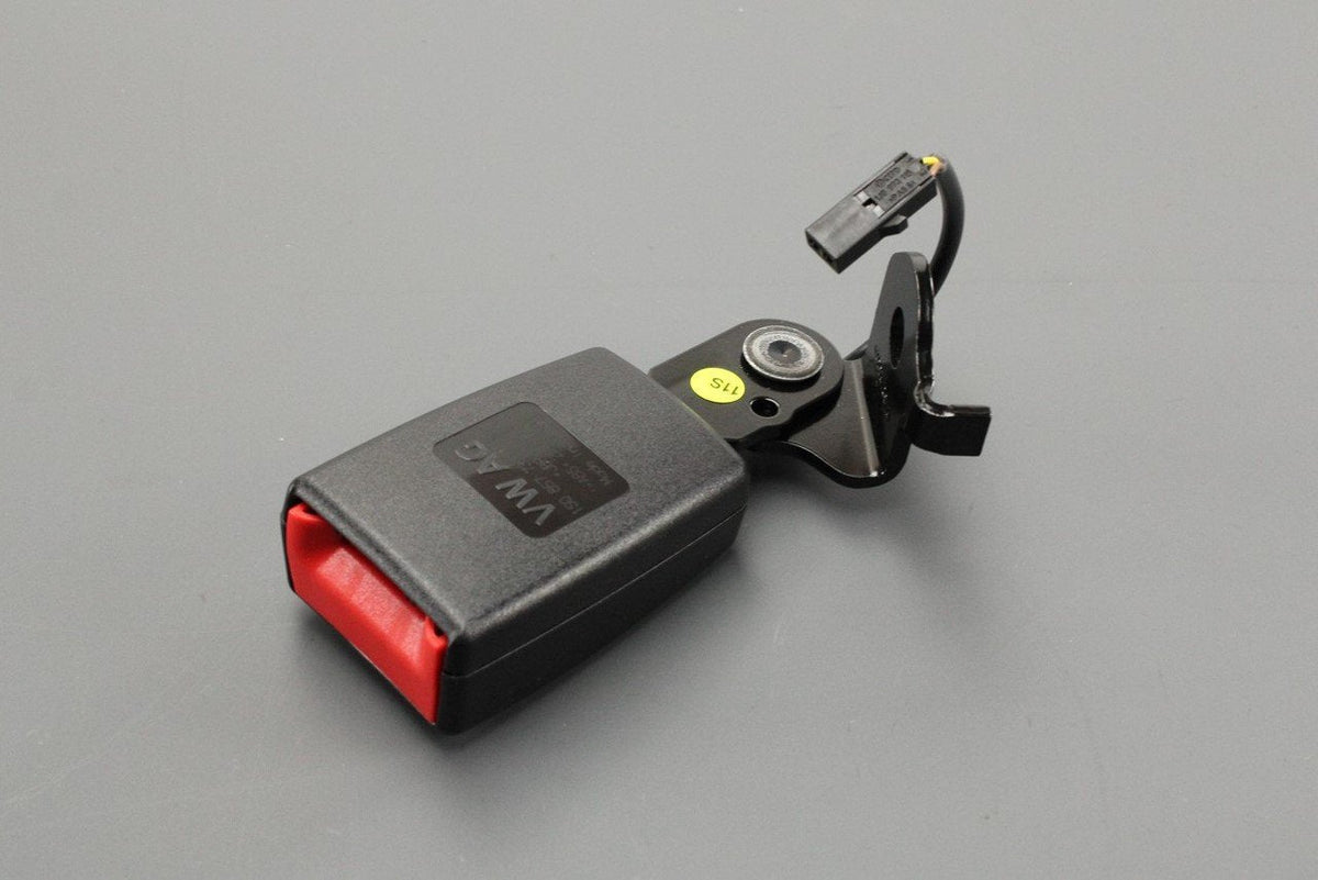 VW Up! Skoda SEAT Mii 2012-on seat belt latch (rear left) 1S0857739A QVZ, view 1