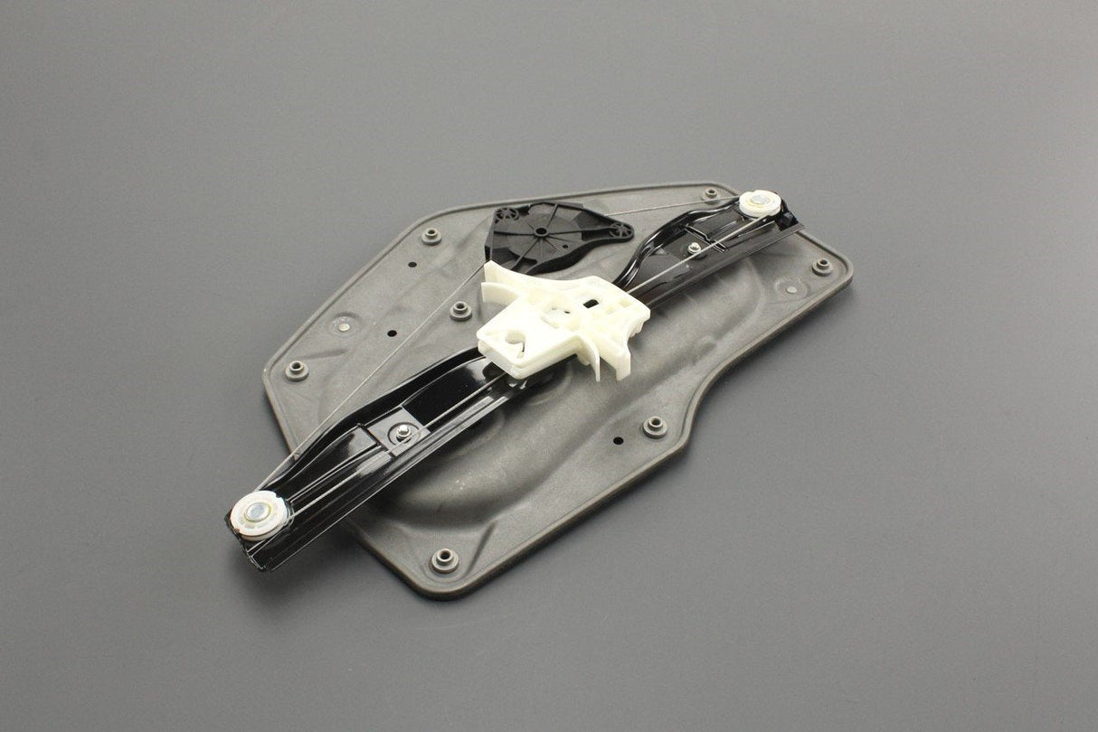 Skoda Superb 2008-2015 window regulator (rear right) 3T0839462