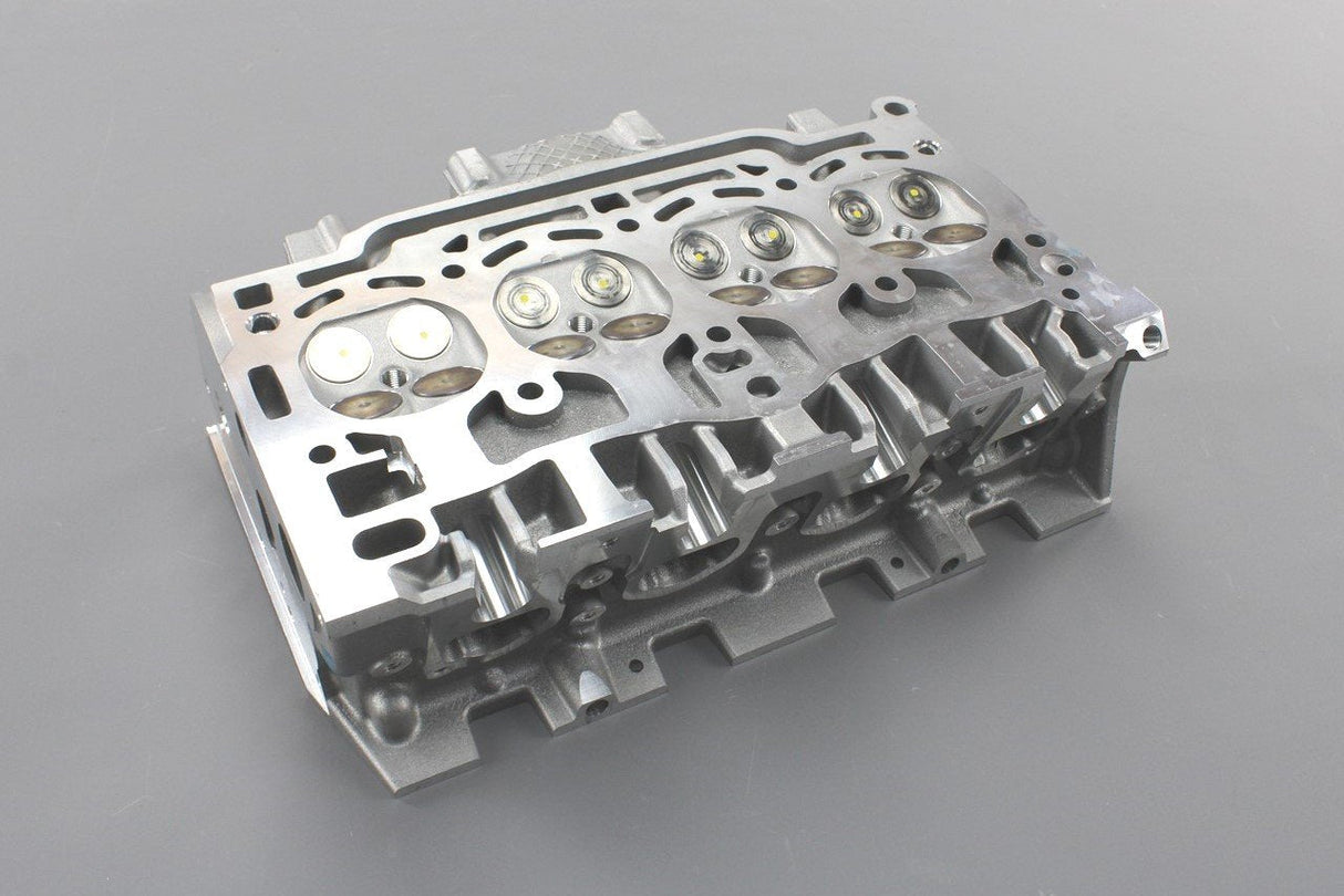 VW Audi Skoda SEAT 1.4 TSI TFSI cylinder head with valves 04E103064FX