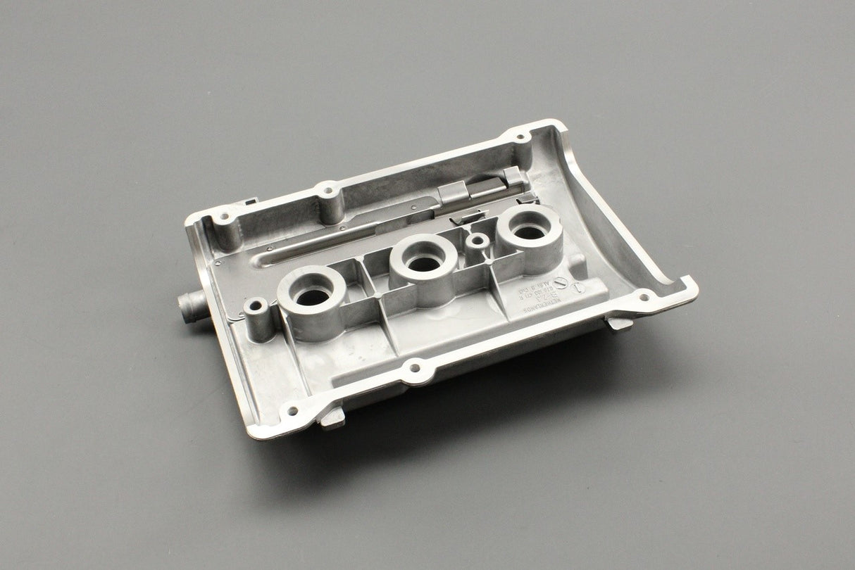 VW Audi Skoda 2.4 2.8 V6 engine rocker cover (cylinder 4-6) 078103471R