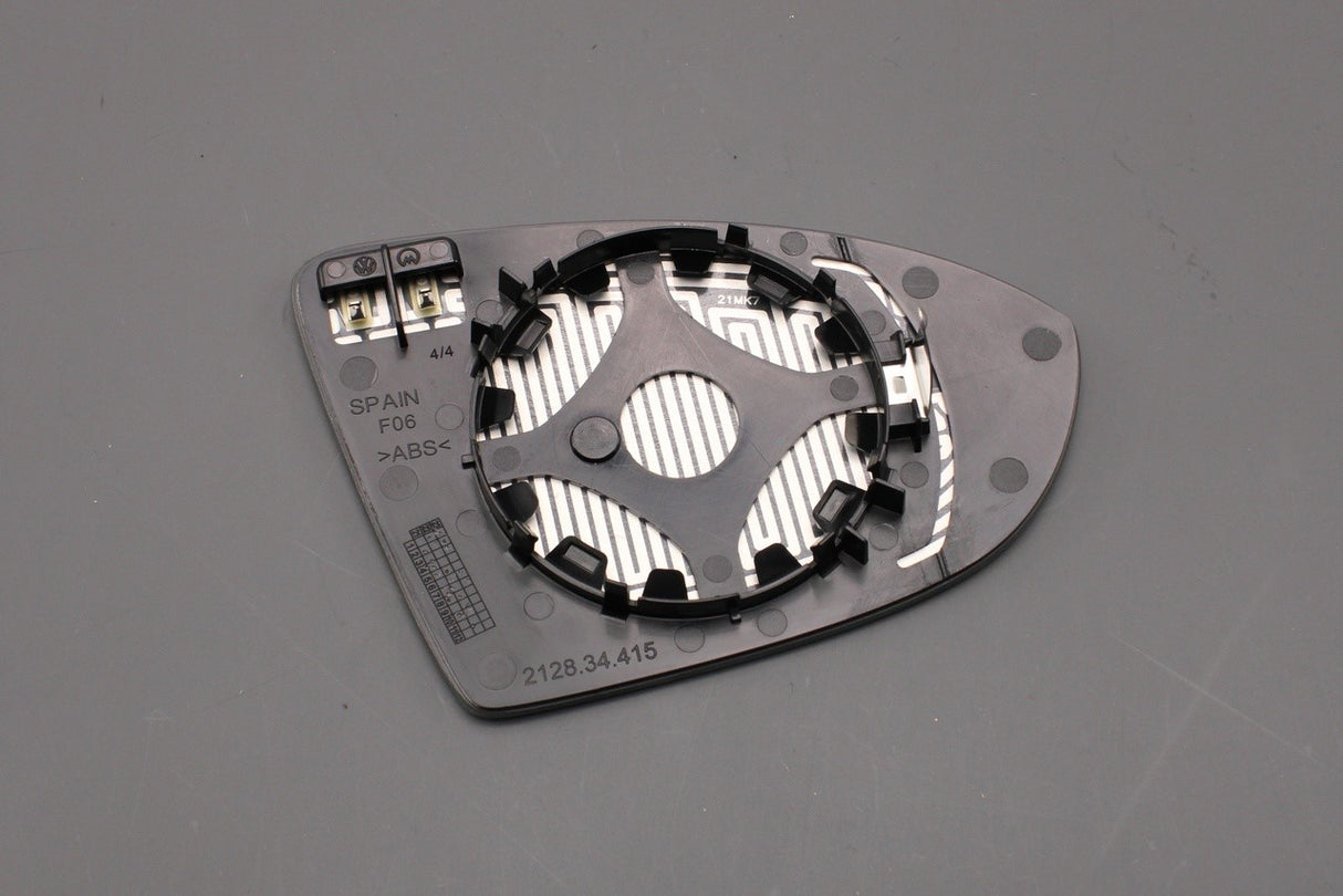 VW Touran 2016-on Golf SV 14-20 RHD wing mirror glass (left) 510857521A