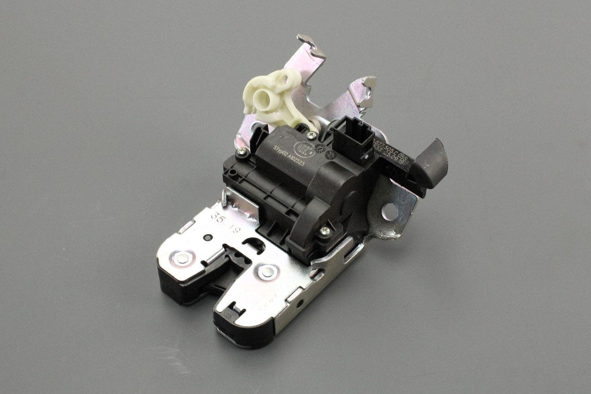 Skoda Kodiaq Rapid Superb boot latch lock with micro switch 3V0827505C