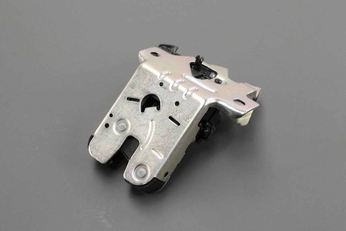 Skoda Kodiaq Rapid Superb boot latch lock with micro switch 3V0827505C