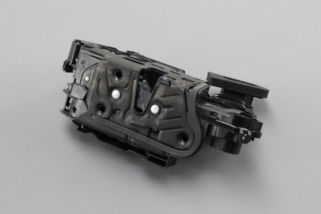 VW Golf Passat Audi Q3 SEAT Skoda front right door lock RHD 5TC837016C