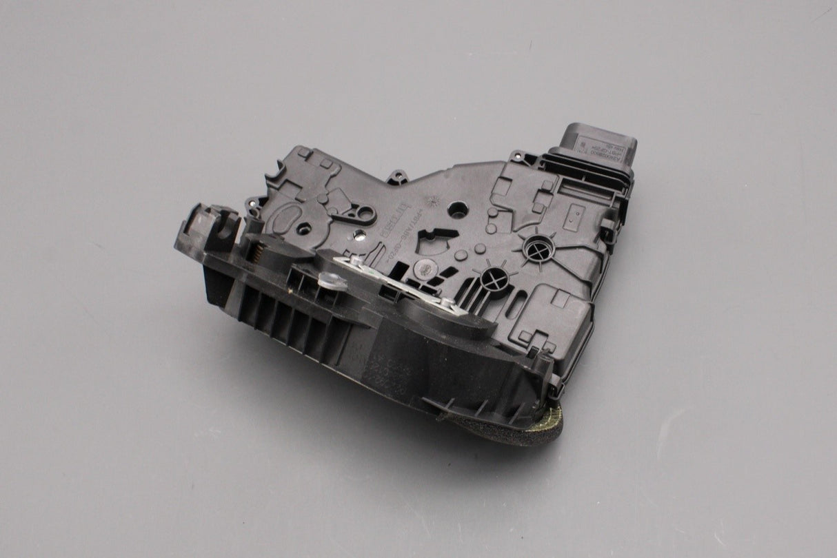 VW Sharan 2011-23 SEAT Alhambra 2011-23 rear door lock (left) 7N0839015K