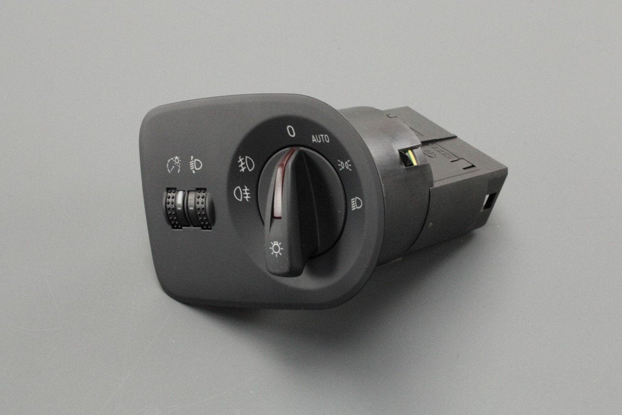 SEAT Ibiza 2013-2015 RHD headlight switch 6J2941531T AT7