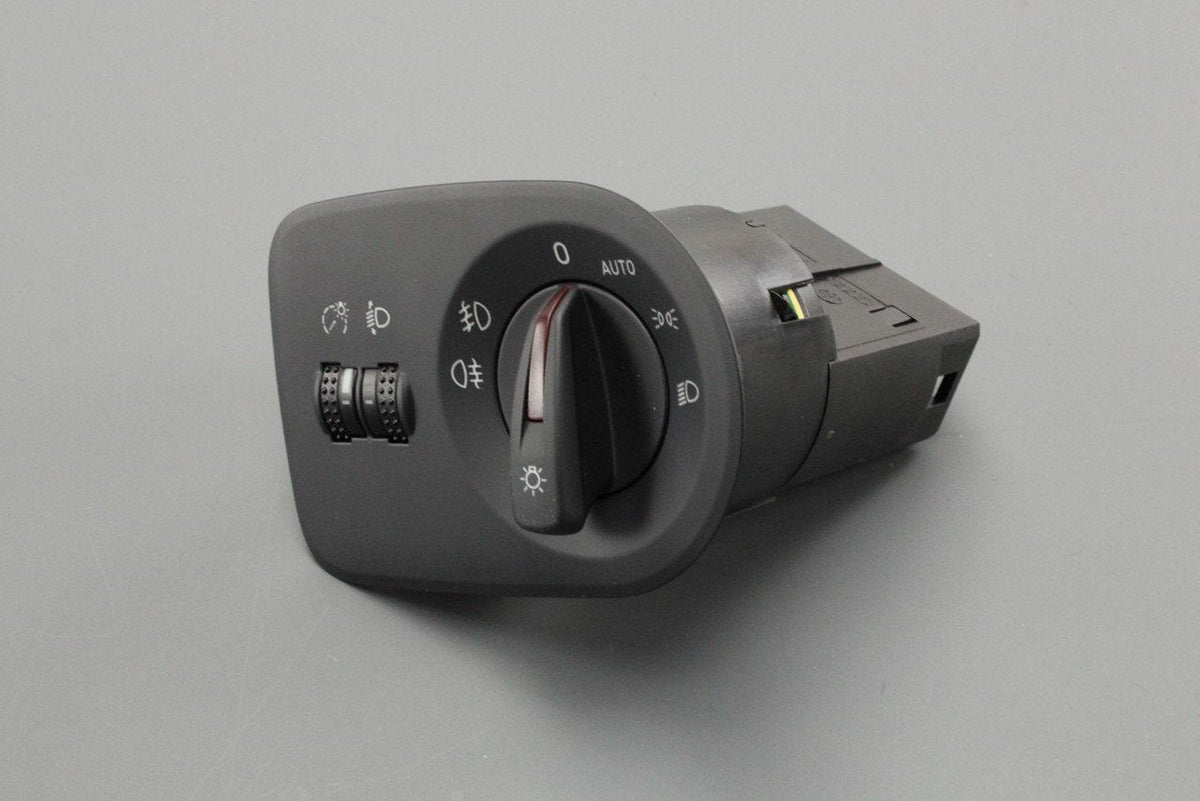SEAT Ibiza 2013-2015 RHD headlight switch 6J2941531T AT7, view 1