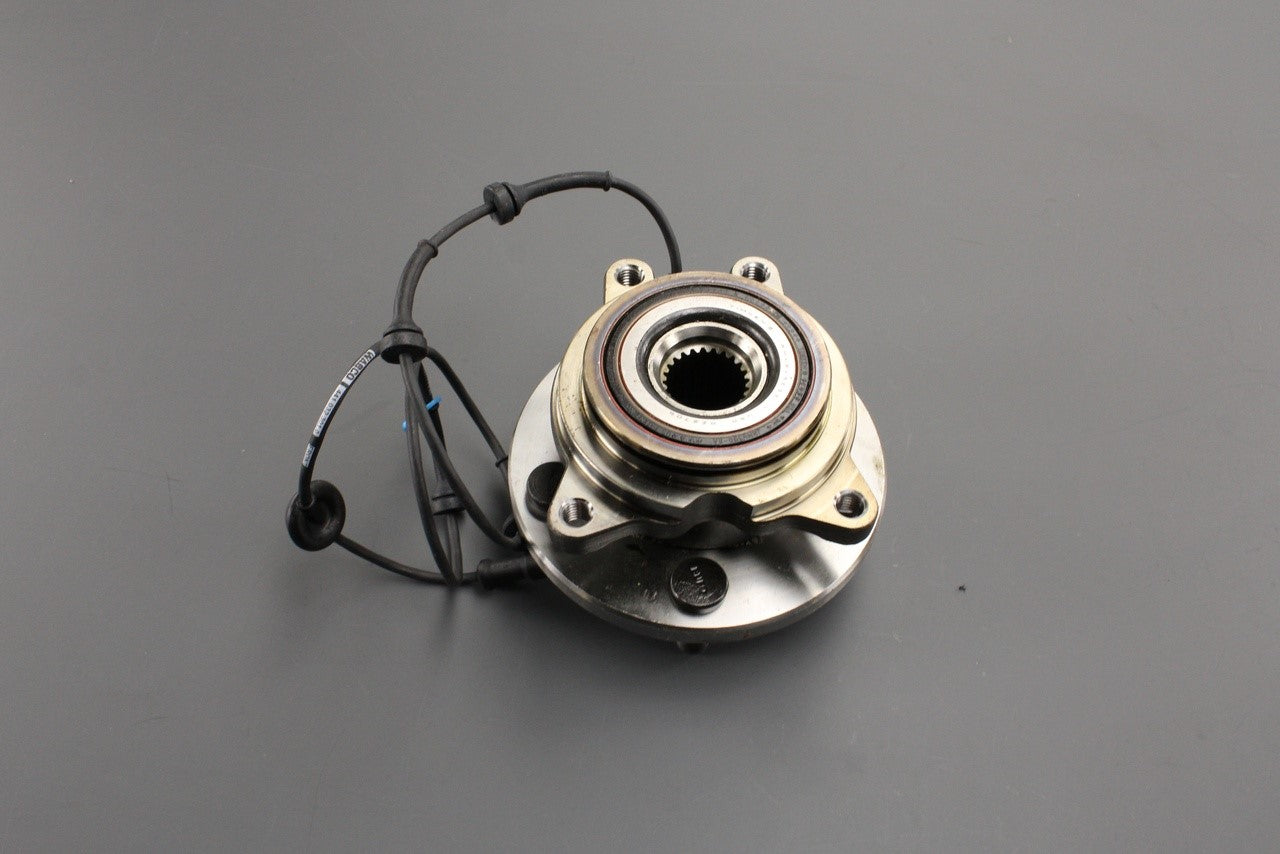 thumbnail image 2 of Front Wheel Hub Bearing Kit With ABS Sensor For Land Rover Discovery MK2 TD5 V8 2 of 4
