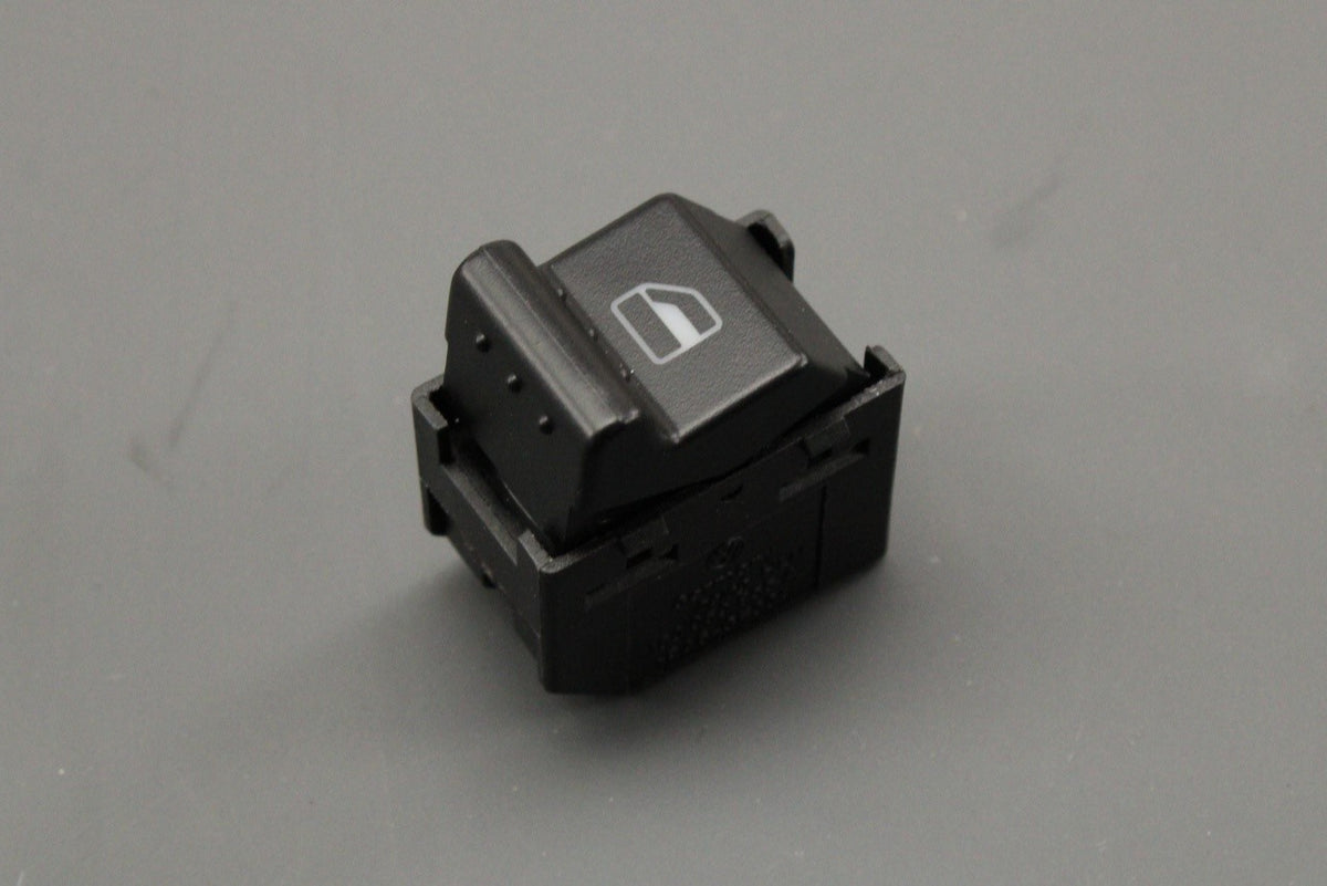 VW Beetle 1999-2010 passenger side electric window switch 1C0959855A 01C, view 1