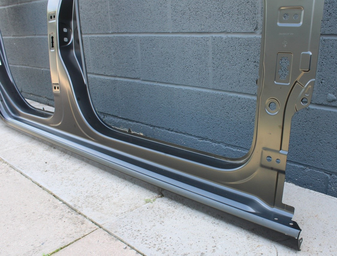 Golf MK7 MK7.5 2013-2020 4 door side body panel (right) 5G4809052A