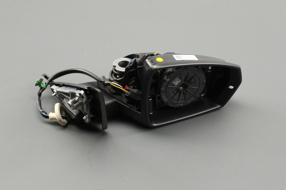Audi A1 2019-on RHD wing mirror housing (right) 82C857410A 9B9, view 1