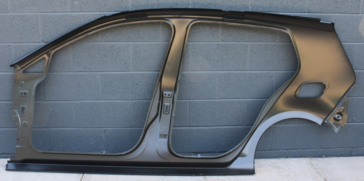 Golf MK7 MK7.5 2013-2020 4 door side body panel (right) 5G4809052A