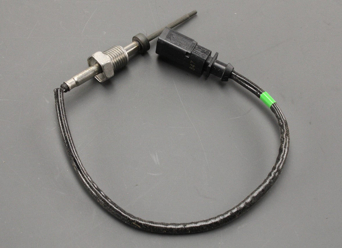 Audi A4 A5 A6 SEAT exhaust gas temperature sensor (pre dpf)  03L906088FH