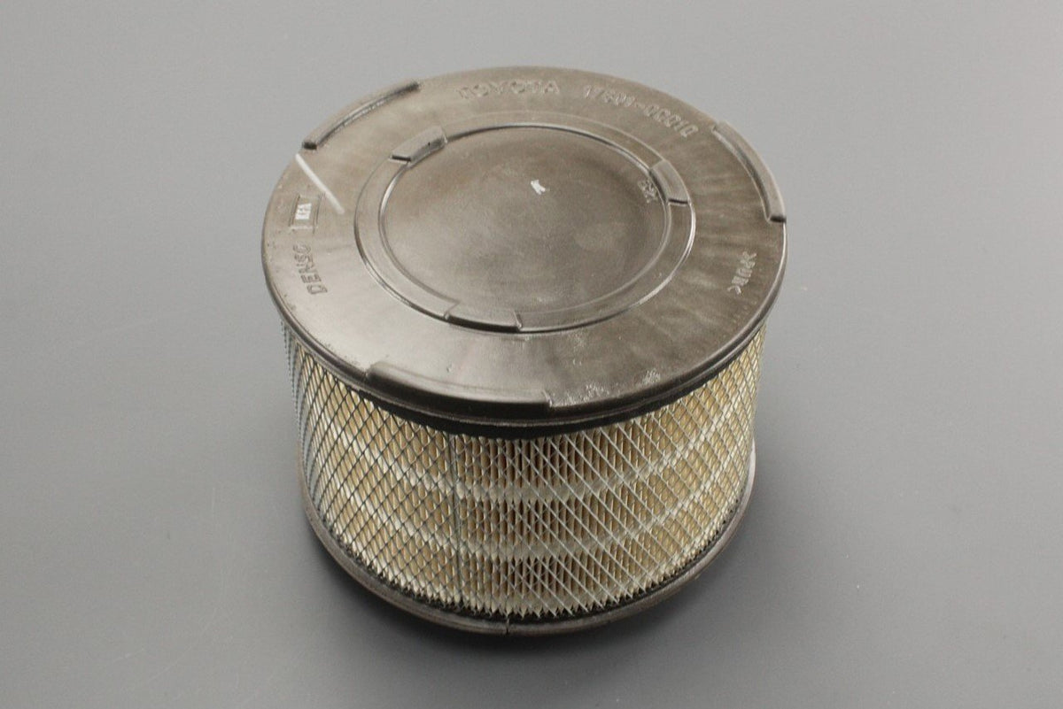 Toyota Hilux 2004-2021 air filer 17801-0C010, view 1