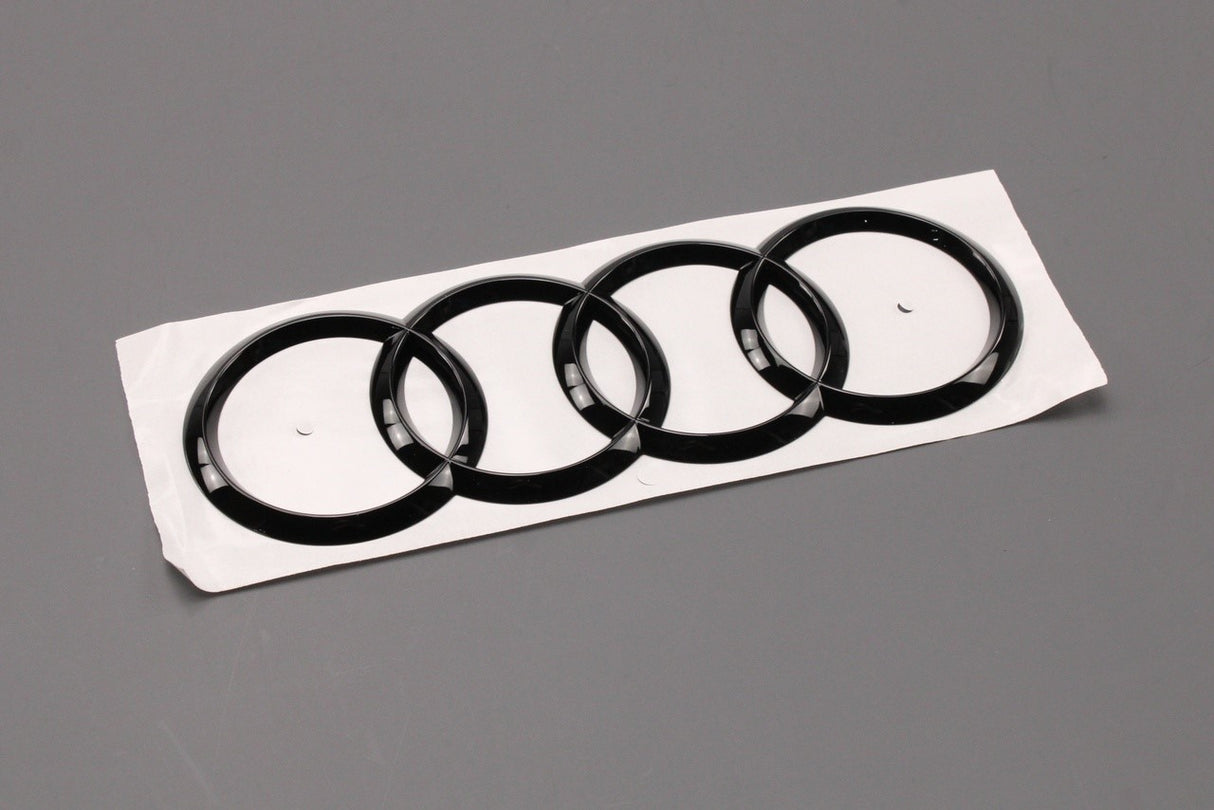 Audi e-tron Sportback 2020-on black rear Audi rings logo badge 4K4071802