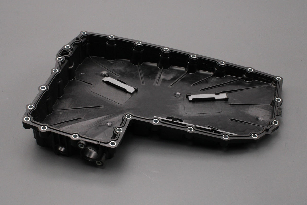 Audi A4 A5 A6 A7 Q5 7 speed automatic gearbox oil sump 0CK321359N