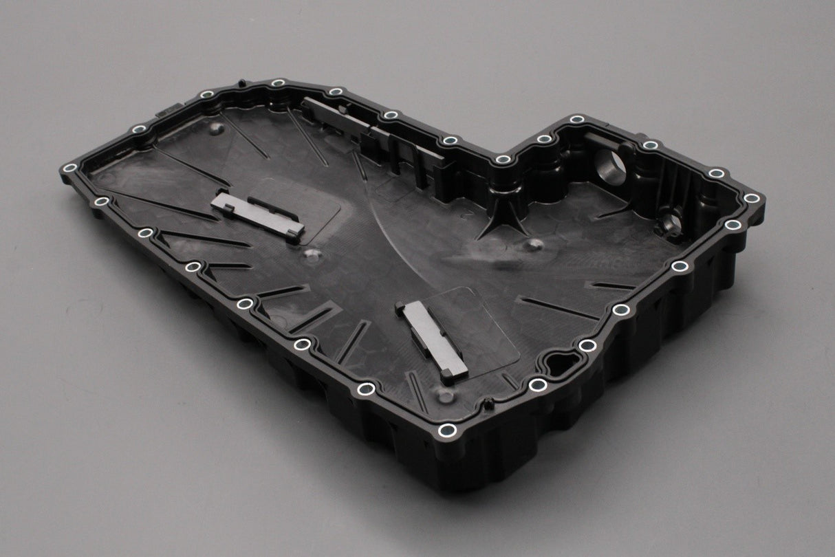 Audi A4 A5 A6 A7 Q5 7 speed automatic gearbox oil sump 0CK321359N