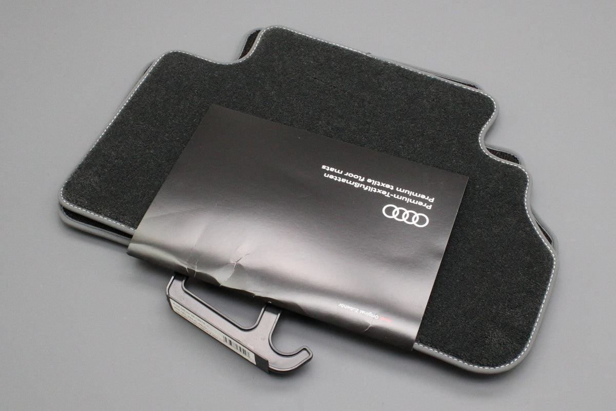 Audi Q5 2017-2025 rear carpet floor mats 80A061276C MNO, view 1