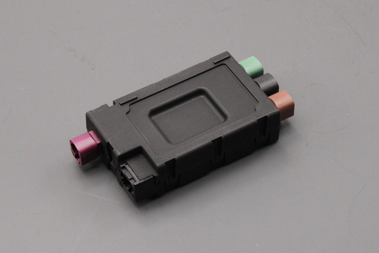 VW Caddy Polo T6 Tiguan Audi Q2 Skoda Kodiaq USB distributor 5G0035953D