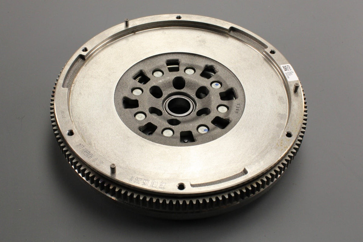 VW Crafter 2017-on dual mass flywheel (2.0 TDI) 03N105266N, view 1