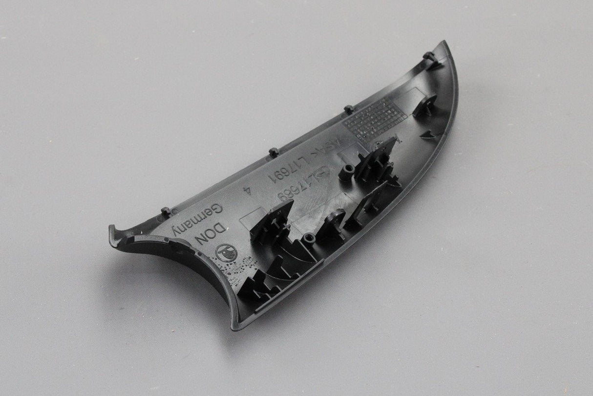 Skoda Superb 3T Octavia lower wing mirror trim (left) 3T0857603