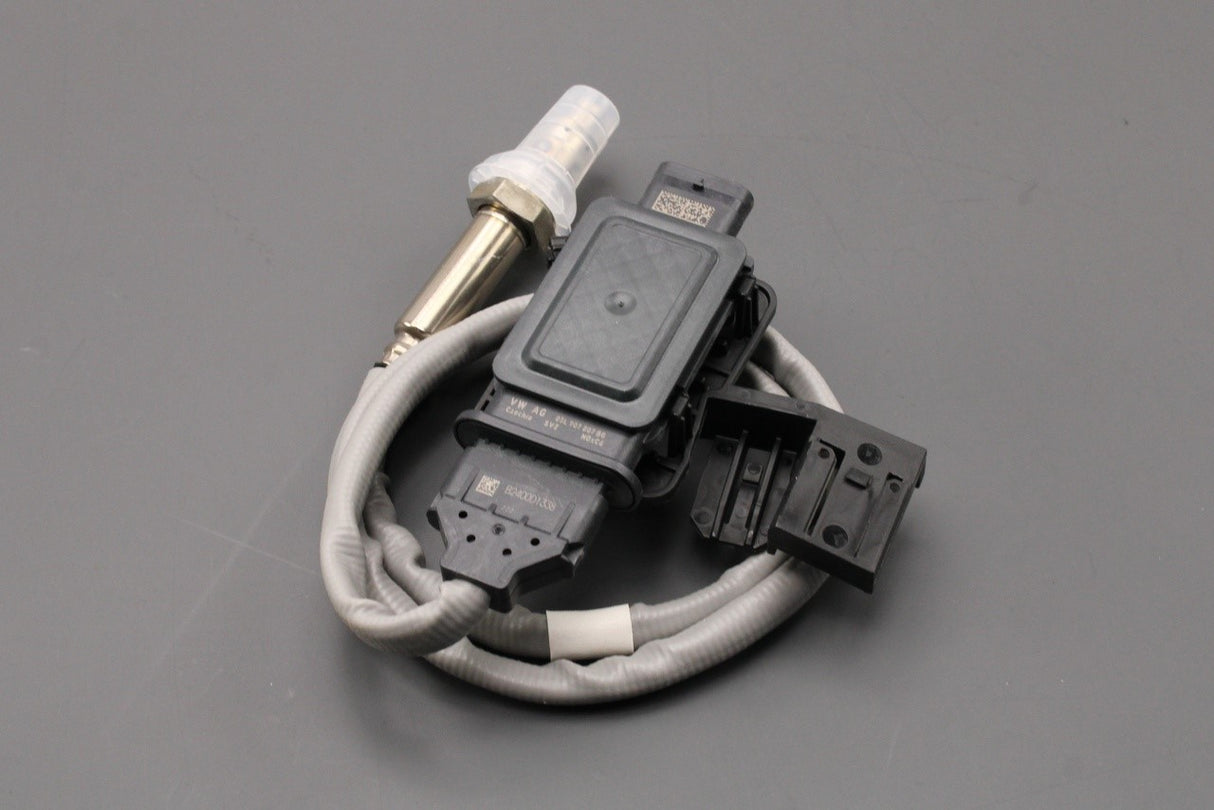 VW Golf MK8 Audi A3 8Y Skoda Octavia SEAT 2.0 TDI NOx sensor 05L907807BG