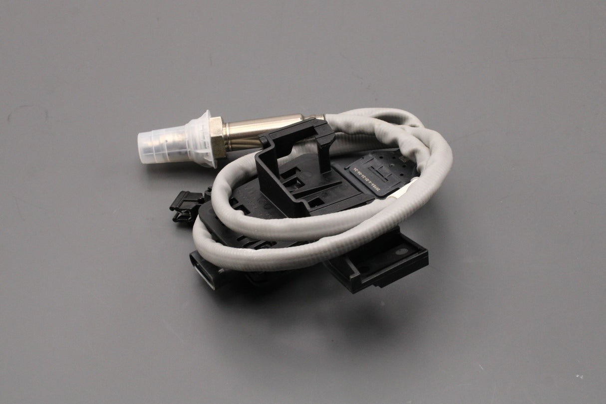 VW Golf MK8 Audi A3 8Y Skoda Octavia SEAT 2.0 TDI NOx sensor 05L907807BG