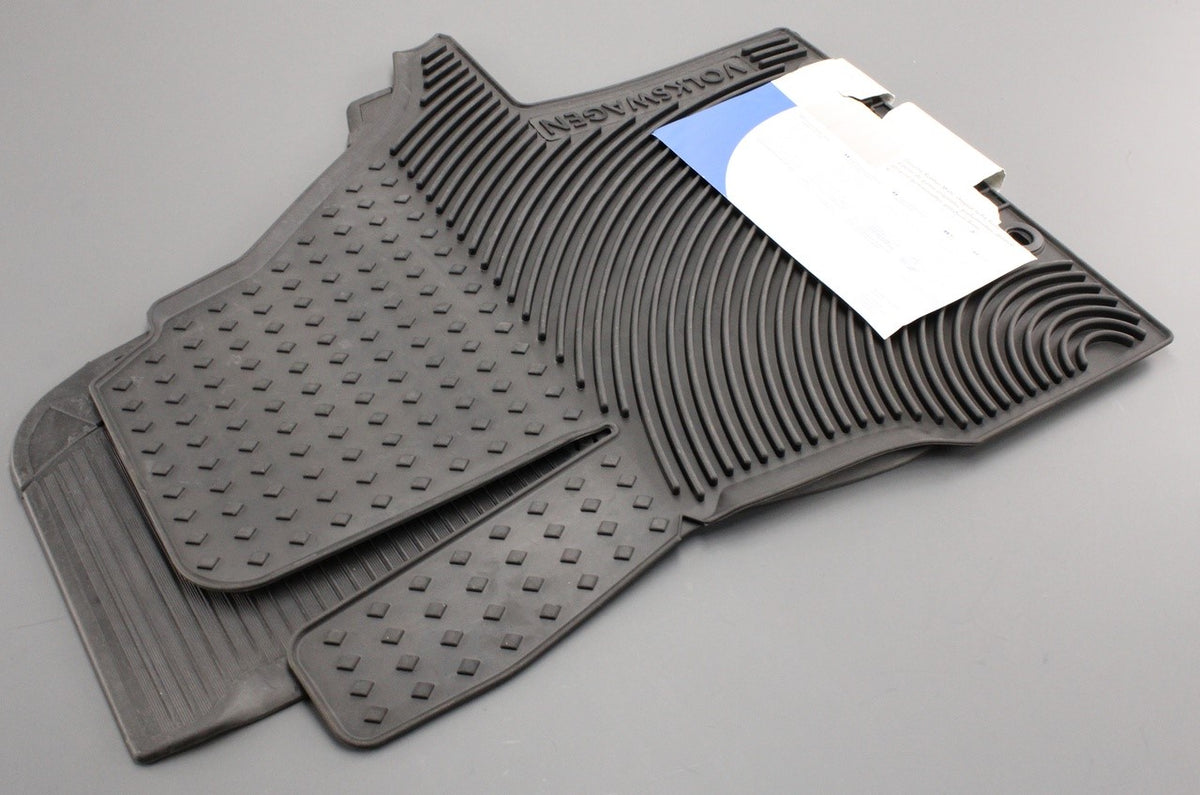 VW Transporter T5.1 2010-15 RHD rubber floor mats (front) 7H2061551A 041, view 1