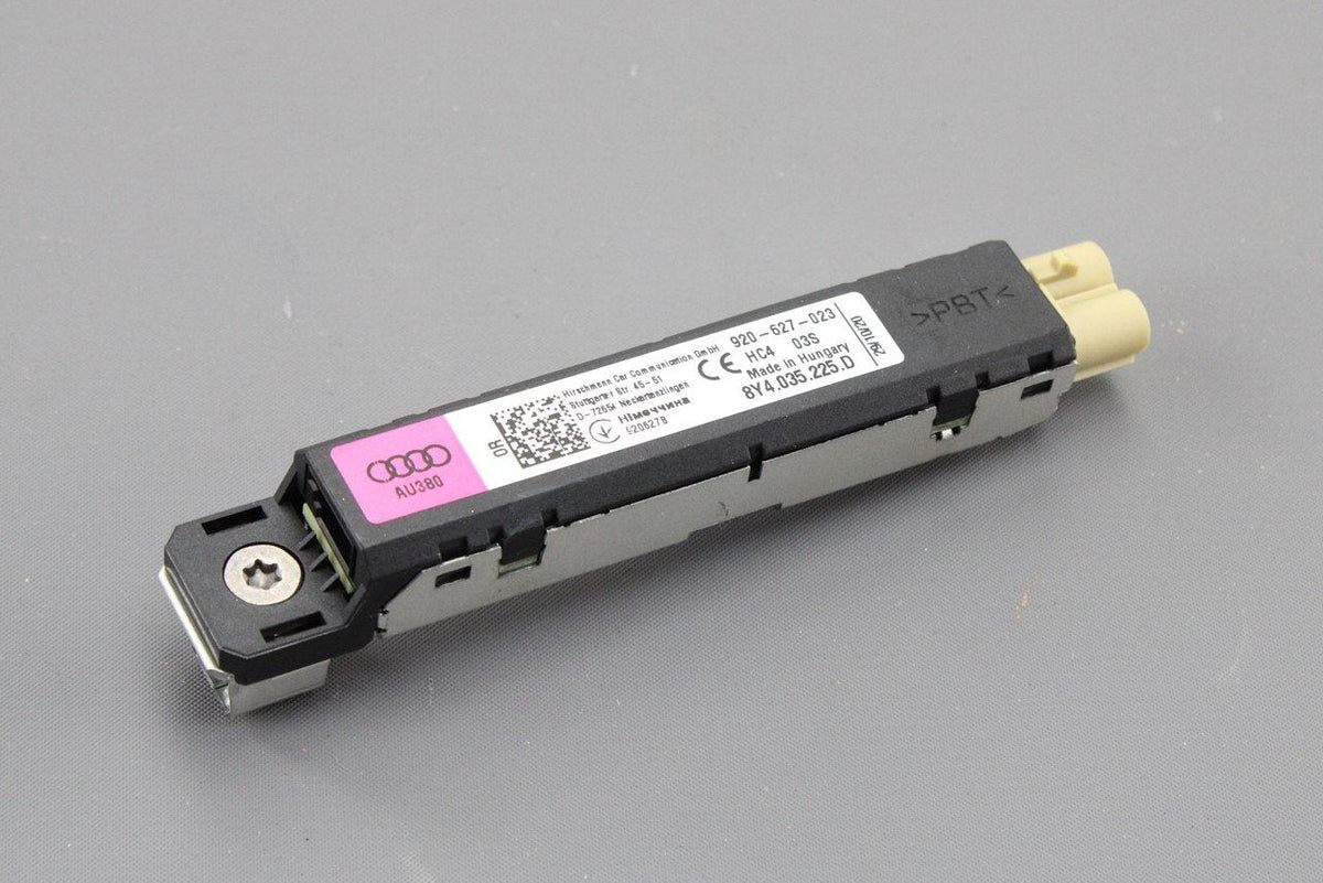 Audi A3 2020-on aerial antenna booster 8Y4035225D, view 1
