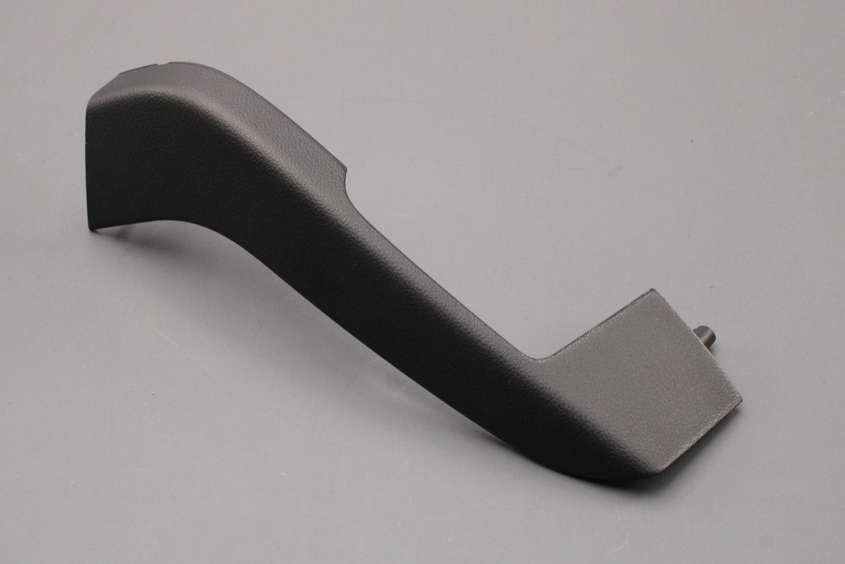 Skoda Octavia 13-21 front door grab handle trim right 5E0867198 9B9