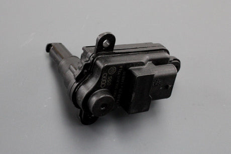 VW Golf GTE Passat Skoda Superb badge charging flap actuator 5GE810773B