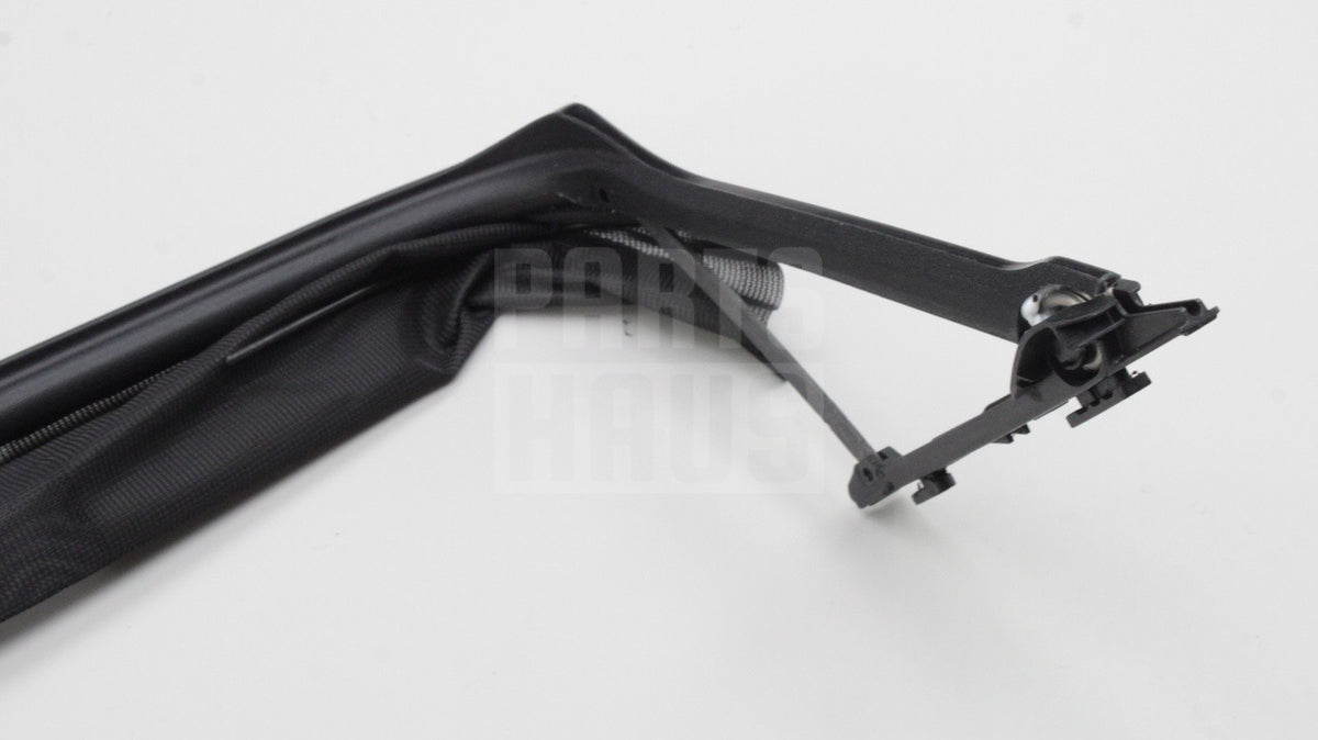 VW Passat Tiguan Audi Skoda panoramic sunroof wind deflector 85H877651