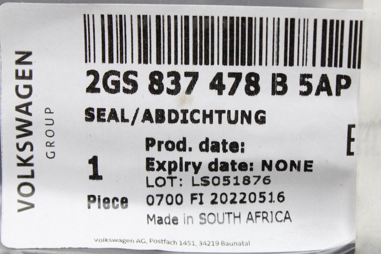 VW Polo AW 2018- window outer aperture seal (front right) 2GS837478B 5AP