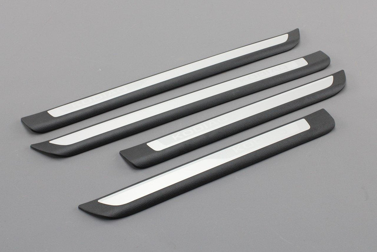 Skoda Kodiaq 2017- Stainless steel door sill protector set 565071303