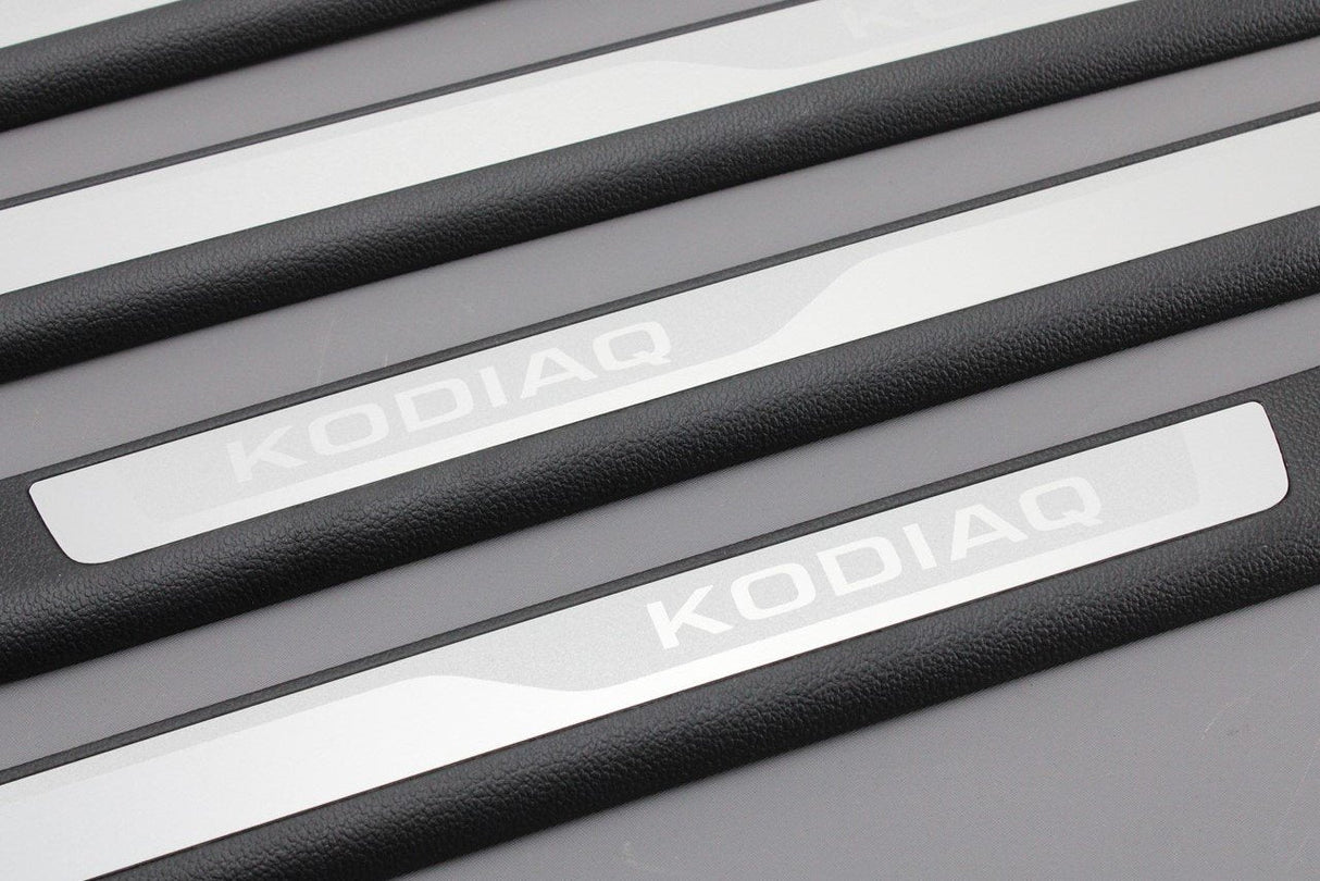 Skoda Kodiaq 2017- Stainless steel door sill protector set 565071303