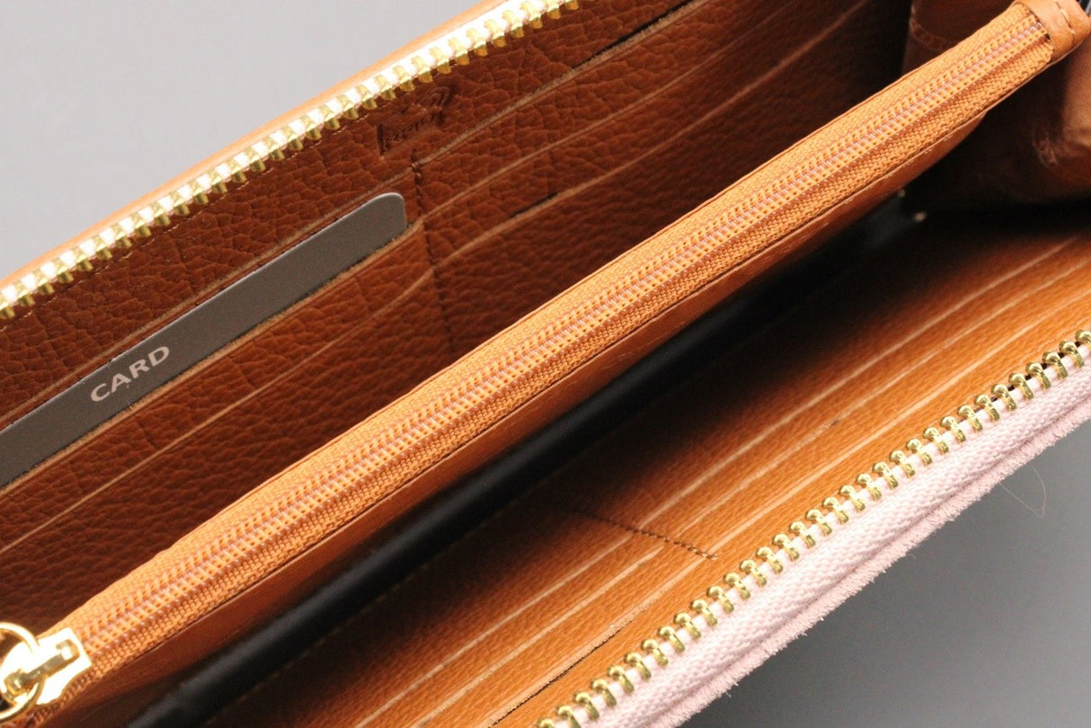 Audi women's leather wallet purse 3152100500