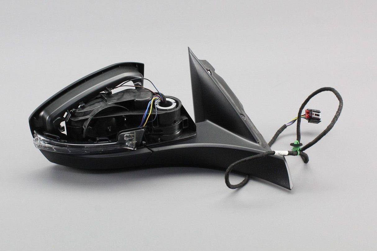 VW T-Roc 2018-onwards right wing mirror housing 2GB857508AA 9B9