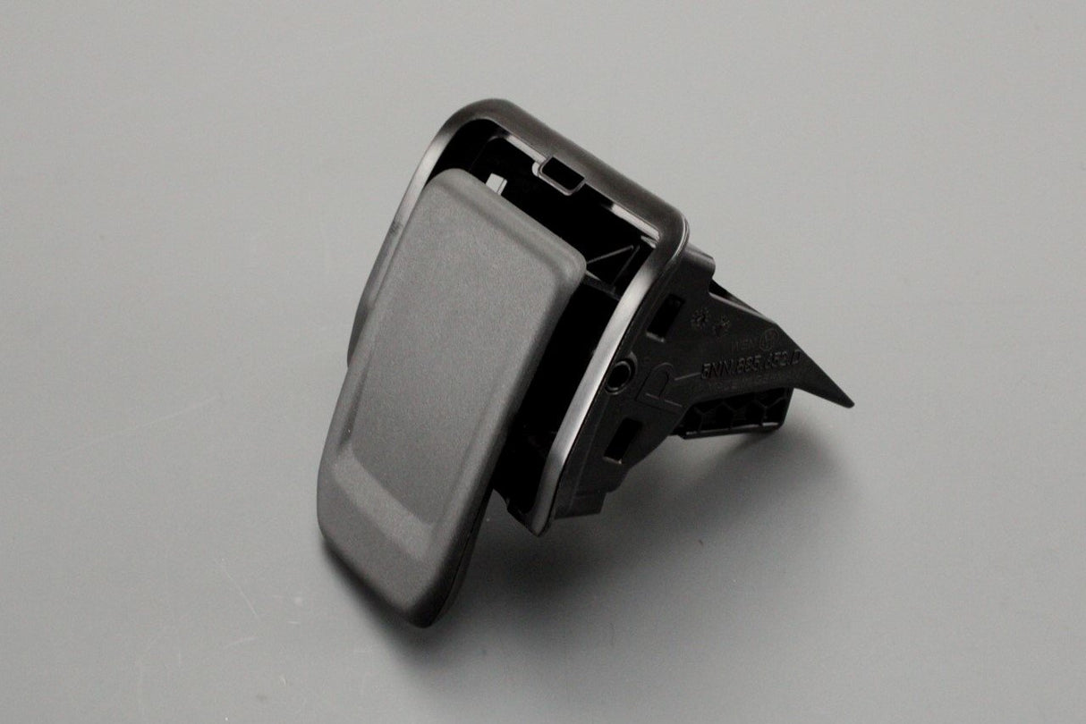 SEAT Tarraco 2019-on 2nd row seat release handle (right) 5NN885652D 82V