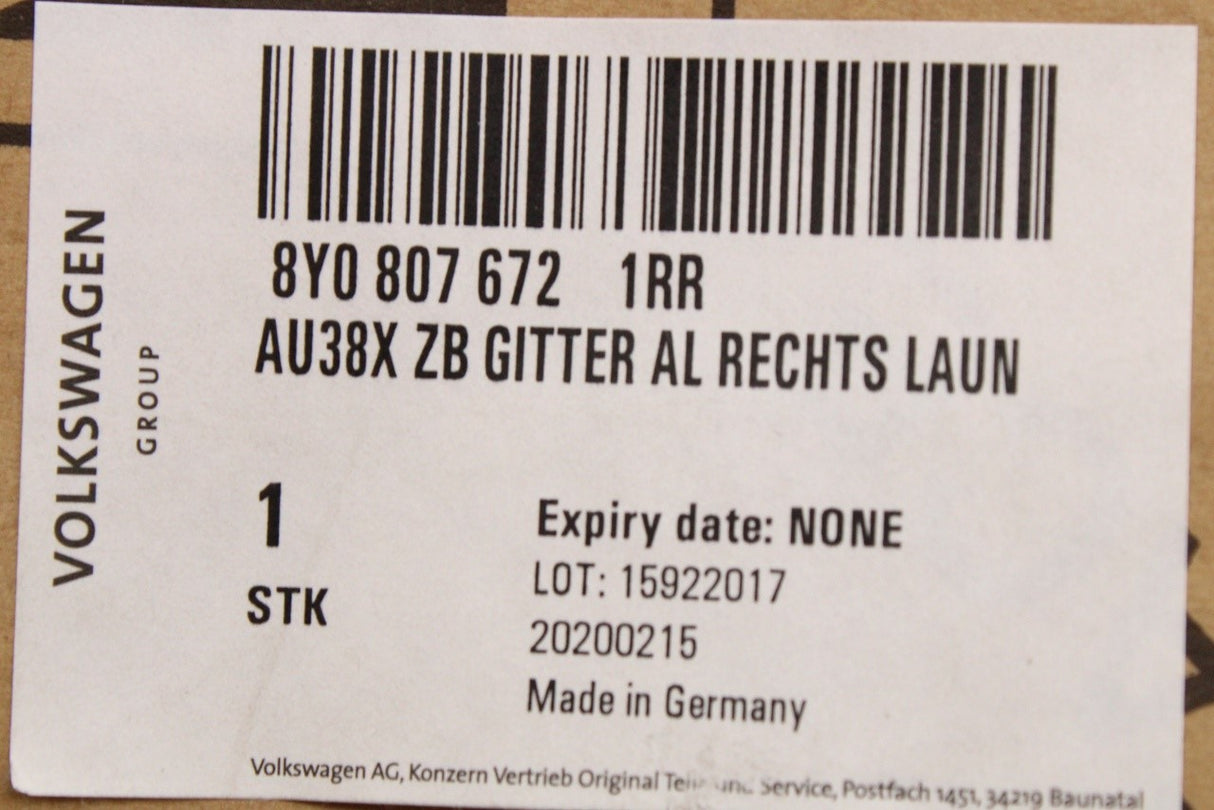 Audi A3 2022-on bumper grille air guide (front right) 8Y0807672 1RR