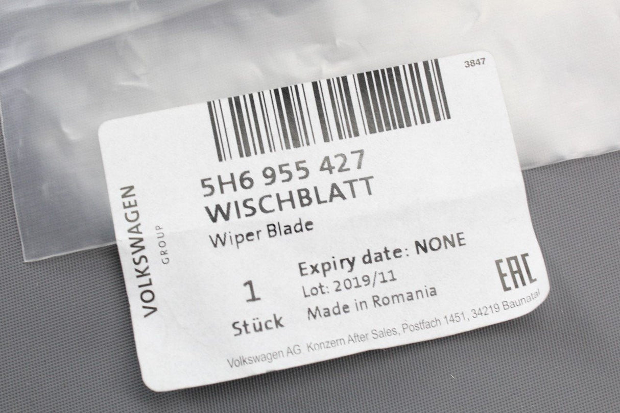 VW Golf MK8 2020-on hatchback rear wiper blade 5H6955427