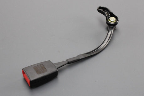 VW Passat B5.1 2001-2005 seat belt latch (front right) 3B0858472J FCN