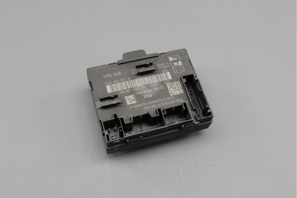 VW Golf MK7 MK7.5 Audi A3 8V drivers door control unit 5Q0959593B Z00, view 1