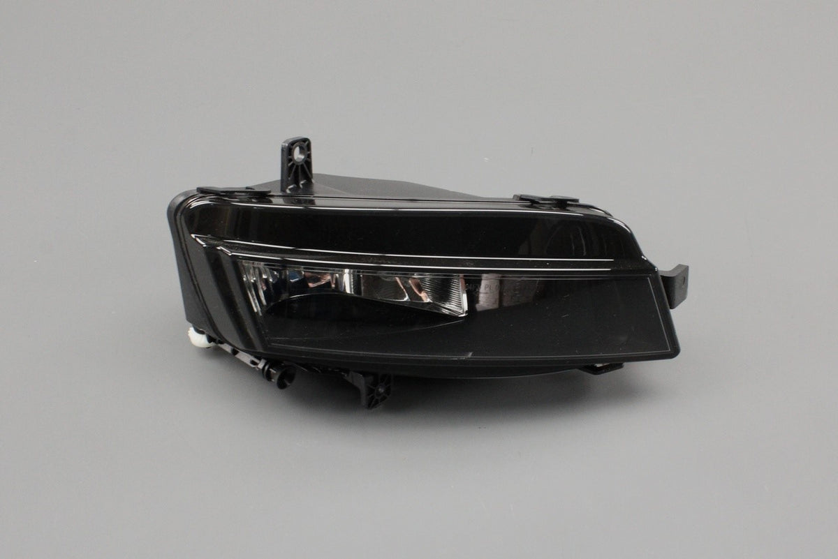 VW Golf MK7 2013-2016 front halogen fog light (right) 5G0941662D, view 1