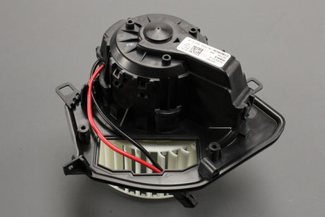 VW Transporter T5.1 2016-20 RHD heater blower fan motor 7E6820021B